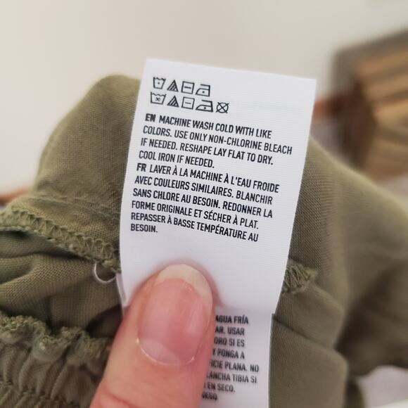 American Eagle Ruffle Shorts Olive Green Medium - Picture 7 of 7